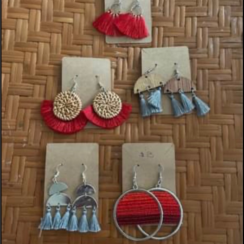 Brand new earrings $20 for all 5 pair